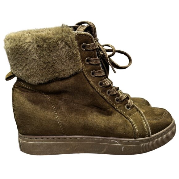 Rouge Helium Olive Green Faux Fur Trim Lace-Up Booties Size 7 - Picture 3 of 7